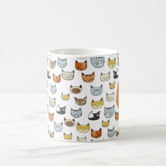 Cat Face Doodle Muster mit Monogramm Kaffeetasse (Mittel)