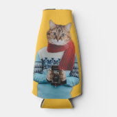 Cat Fotograf in Vintag Sweater Quirky Flaschenkühler (Vorderseite)