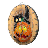 Cat Fun Halloween Charakter beißt einen Kürbis Dartscheibe (Vorderseite rechts)