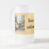 Cat genießt eine Mattierte Bier-Tasse Mattglas Bierglas (Vorderseite Links)