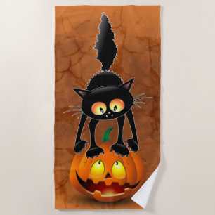 Cat Halloween erschreckter Cartoon auf Kürbiskröte Strandtuch