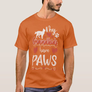 Cat House Cat Hunter Cudddling Vintag T-Shirt
