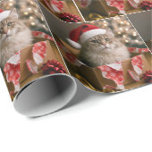 Cat In a Christmas Gift Box Geschenkpapier (Rolleneckpunkt)