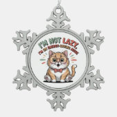 Cat in Energy Saving Mode Schneeflocken Zinn-Ornament (Vorderseite)