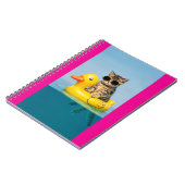 Cat in float duck notizblock (Linke Seite)