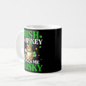 Cat Irish Whiskey macht mich Frisky St Patrick's D Kaffeetasse (Vorderseite Links)