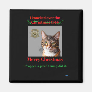 Cat klopft über den Weihnachtsbaum Magnet