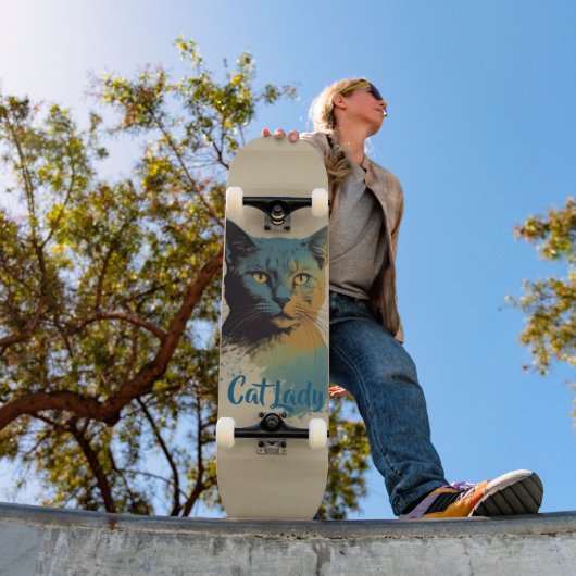 Cat Lady Skateboard (Außenbereich 1)