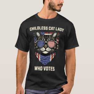 Cat Lady Who Votes for Kamala Harris 2024 Election T-Shirt