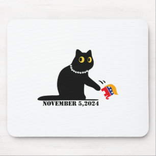 Cat Ladys for Kamala Harris 2024 Mousepad