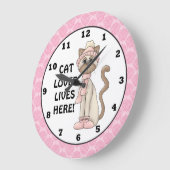 Cat Lover lebt hier Wanduhr (Winkel)