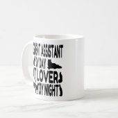 Cat Lover Resident Assistant Kaffeetasse (Vorderseite Links)