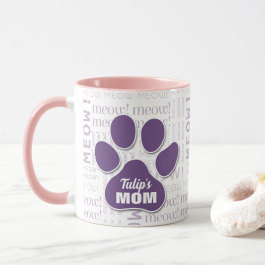 Cat Mama Lila Paw Print mit Cat's Name Tasse (Mit Donut)