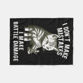 Cat Miniature Painter Battle Damage Funny Miniatur Fleecedecke (Vorderseite (Horizontal))