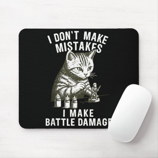 Cat Miniature Painter Battle Damage Funny Miniatur Mousepad (Mit Mouse)