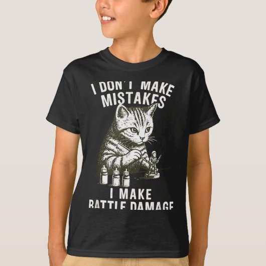 Cat Miniature Painter Battle Damage Funny Miniatur T-Shirt (Vorderseite)