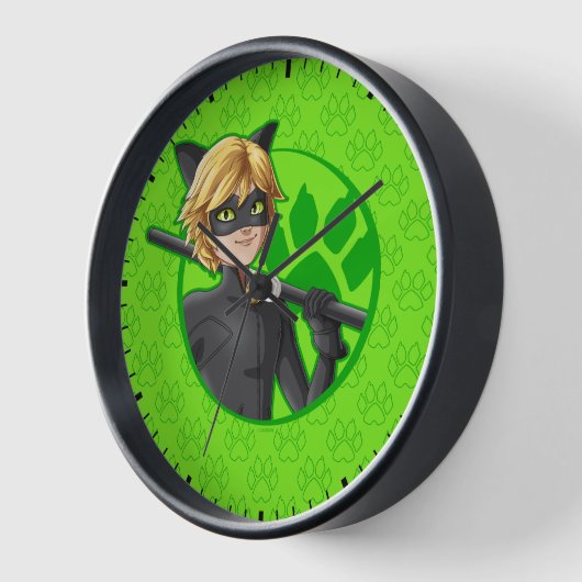 Cat Noir Green Abzeichen Uhr (Winkel)