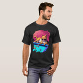 Cat Playing Pool Billard in Lounge Coole Katzen 2 T-Shirt (Vorne ganz)