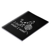 Cat Playing Yarn Notizblock (Linke Seite)