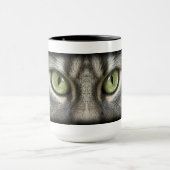 Cat Portrait with Striking Green Eyes Tasse (Zentrum)