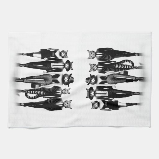 Cat Runway Models durch den Catwalk Geschirrtuch (Horizontal)