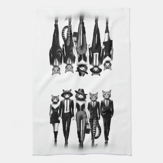 Cat Runway Models durch den Catwalk Geschirrtuch (Vertikal)