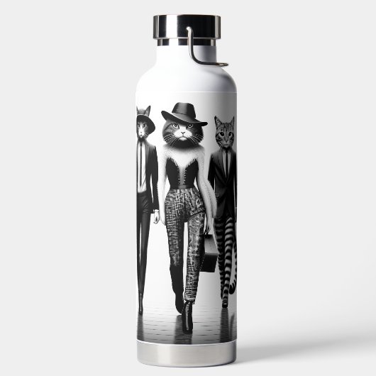 Cat Runway Models durch den Catwalk Trinkflasche (links)