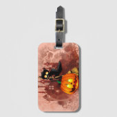 Cat Scared by Pumpkin Fun Halloween Charakter Gepäckanhänger (Vorderseite Vertikal)