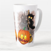 Cat Scared by Pumpkin Fun Halloween Charakter Milchtasse (Rechte Ecke)