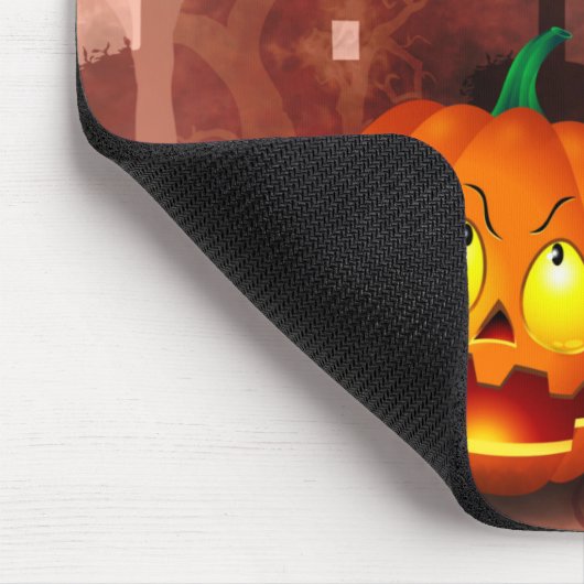 Cat Scared by Pumpkin Fun Halloween Charakter Mousepad (Ecke)
