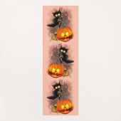 Cat Scared by Pumpkin Fun Halloween Charakter Yogamatte (Vorderseite)