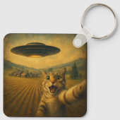 Cat Selfie mit Alien UFO Funny Cat Geschenke Schlüsselanhänger (Rückseite)
