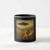 Cat Selfie mit Alien UFO Funny Cat Geschenke Tasse (Zentrum)