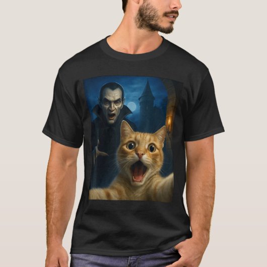Cat Selfie With A Vamre Funny Cat T-Shirt (Vorderseite)