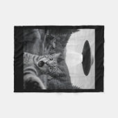 Cat Selfie With Alien Ufo Funny Cat Funny Ed Cat Fleecedecke (Vorderseite (Horizontal))