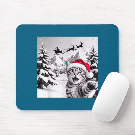 Cat Selfie With Santa  Mousepad (Mit Mouse)