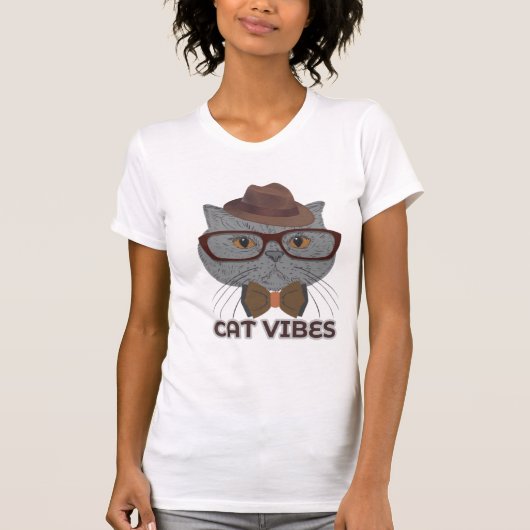 Cat Vibes – Cool Grey Cat Design T-Shirt (Vorderseite)