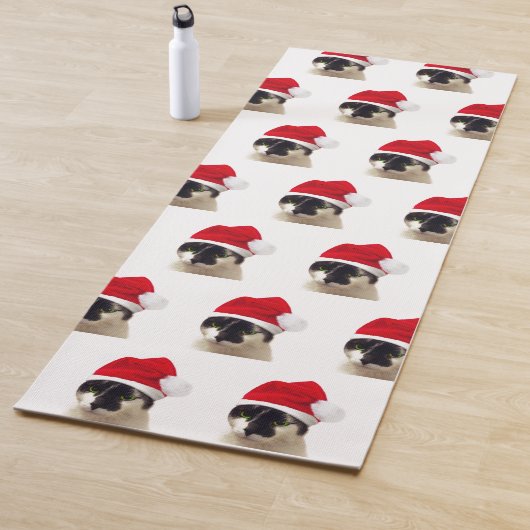 Cat with Santa’s Hat Yogamatte (Beispiel)
