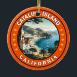 Catalina Island Kalifornien Reisen Kunst, Dichtung Keramik Ornament<br><div class="desc">Catalina Island im Stil der Vektorkunst. Santa Catalina,  eine der Kanalinseln Kaliforniens,  liegt südwestlich von Los Angeles. Es ist bekannt für seine Tierwelt,  Tauchplätze und den höchsten Gipfel des Orizaba.</div>
