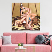 CATFIGHT IN A TEEPEE LEINWANDDRUCK (Insitu (Wohnzimmer))