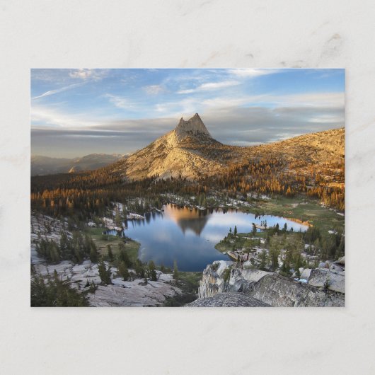 Cathedral Lake and Peak - Yosemite John Muir Trail Postkarte (Vorderseite)