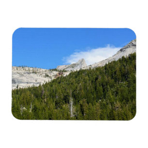 Cathedral Peak am Tenaya Lake, Yosemite, CA Magnet