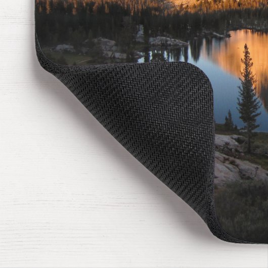 Cathedral Peak Sunset - John Muir Trail - Yosemite Mousepad (Ecke)