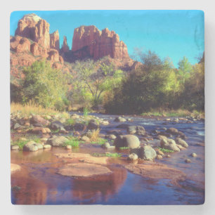 Cathedral Rock spiegelt sich in Oak Creek Steinuntersetzer