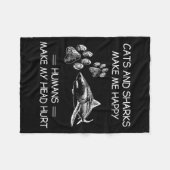 Cats And Sharks Make Me Happy Humans Make My Head Fleecedecke (Vorderseite (Horizontal))