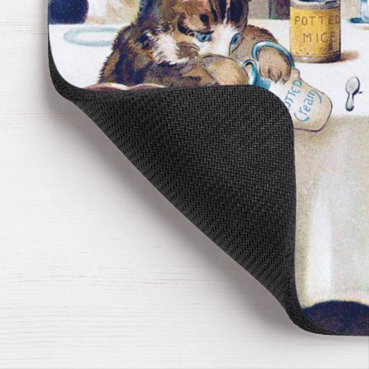 Cat's Breakfast Time, Louis Wain Mousepad (Ecke)