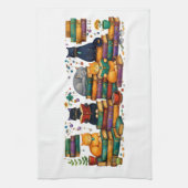Cats Reading Books Cozy Library Scene Geschirrtuch (Vertikal)