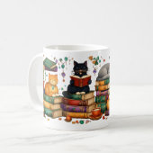 Cats Reading Books Cozy Library Scene Kaffeetasse (Vorderseite Links)