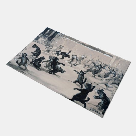 Cats Snowball Fight, Louis Wain Fußmatte (Schrägansicht)