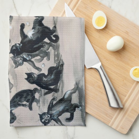 Cats Snowball Fight, Louis Wain Geschirrtuch (Viertel Falte)